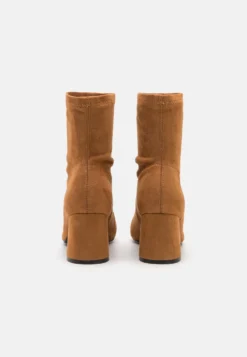 Even&Odd Classic Ankle Boots - Classic Ankle Boots 9 Even&Odd Classic Ankle Boots - Classic Ankle Boots -Even-Odd Store 05a5da9f3f7941a19d2f2a42bafe42b7 scaled