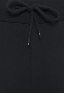 2 Pack - Tracksuit Bottoms -Even-Odd Store 064c4491b9f5426e8800c3c07f5ec67b scaled