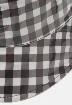 Even&Odd Hat - Black/White -Even-Odd Store 067b6c0745314e78aadb462058ac7fe2 scaled