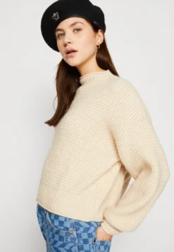 Even&Odd Moss Stitch Jumper - Jumper - Sand -Even-Odd Store 0b695f83509e45e09426a3904f3cc774 scaled