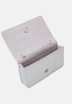 Even&Odd Clutch - Silver 6 Even&Odd Clutch - Silver -Even-Odd Store 0e3cd40158c84017b3ebd7495d29d7b3 scaled