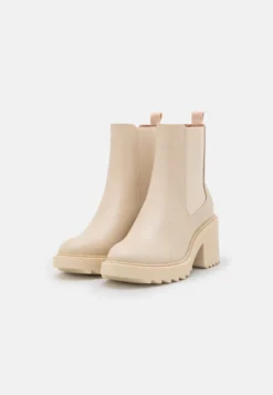 Classic Ankle Boots - Beige -Even-Odd Store 0ed020d6b91d420a83e0593e45ac833e scaled