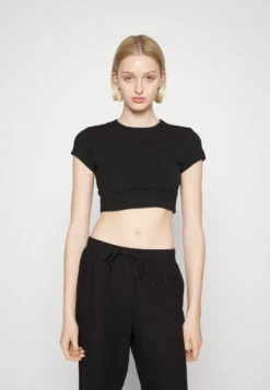 Even&Odd 2 Pack - Basic T-Shirt - Black/White -Even-Odd Store 1ee163500e6f4fe5be8f4b34d8ceaf14 scaled