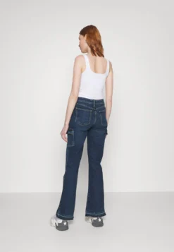 Even&Odd Cargo Kick Flare / 901 - Light Blue Denim - Cargo Trousers - 901 - Light Blue Denim -Even-Odd Store 217942bb8b4f49209403a27e8b58baaa scaled