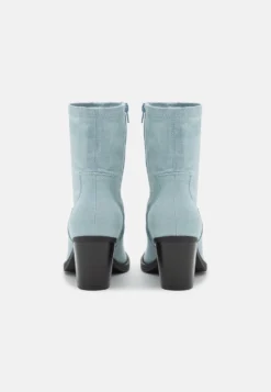 Even&Odd Classic Ankle Boots - Light Blue 7 Even&Odd Classic Ankle Boots - Light Blue -Even-Odd Store 2abb11c067244513aa549255866e9767 scaled