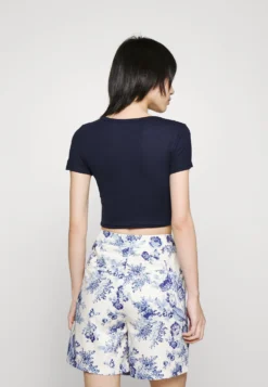 Even&Odd 2 Pack - Basic T-Shirt - Red/White/Dark Blue 9 Even&Odd 2 Pack - Basic T-Shirt - Red/White/Dark Blue -Even-Odd Store 30435d3ce6ec471e8c6477d4f4afee57 scaled