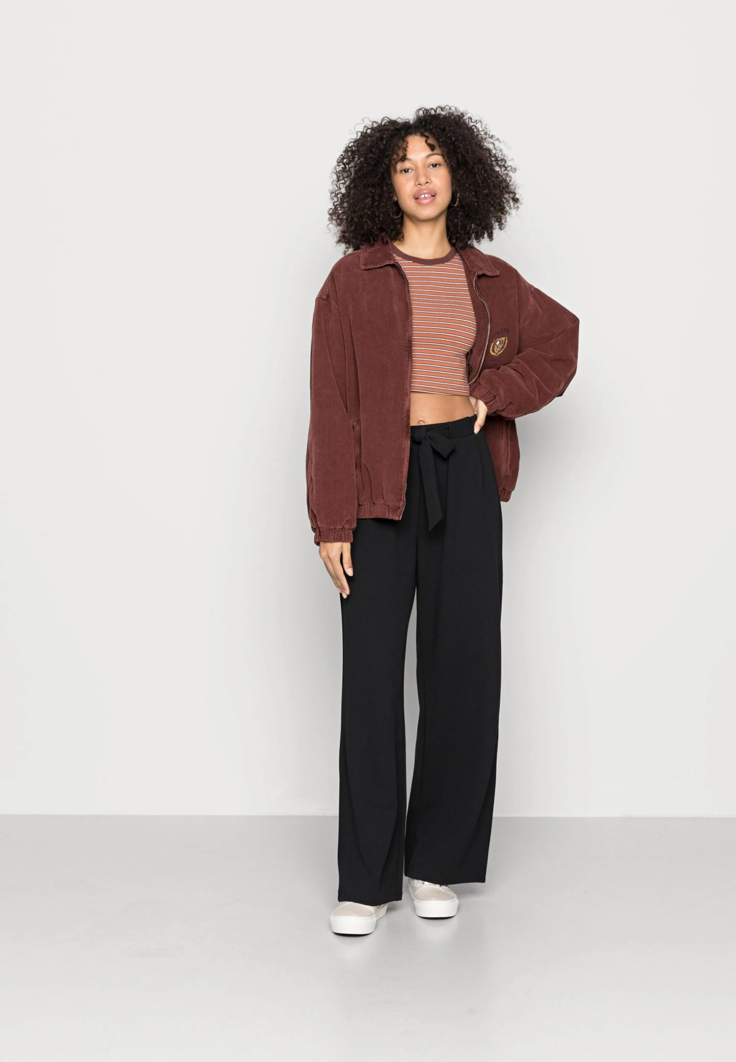 Even&Odd Belt Detail Wide Leg Pants - Trousers 2 Even&Odd Belt Detail Wide Leg Pants - Trousers - Image 2