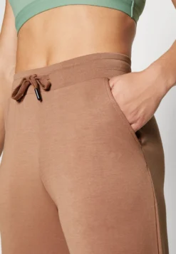 Tracksuit Bottoms - Brown -Even-Odd Store 33bc293e73a945cd8c9ead0f54b8b729 scaled