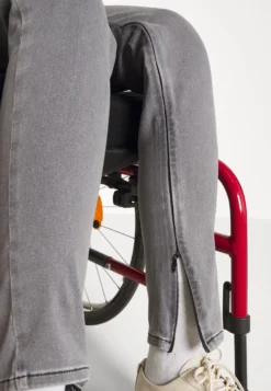 Even&Odd Jeans Skinny Fit - Grey Denim 17 Even&Odd Jeans Skinny Fit - Grey Denim -Even-Odd Store 33ea39d6e183447d92fe621070e8939b scaled