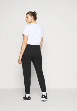 Slim Fit Joggers - Tracksuit Bottoms - Black -Even-Odd Store 360d632a8e0a4d6da60b4a5086fac643 scaled