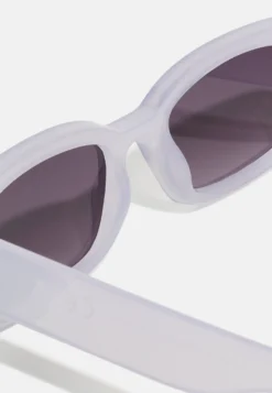Even&Odd Sunglasses - Purple -Even-Odd Store 39cdb9f1168d44a793b5d60d3fa411c4 scaled