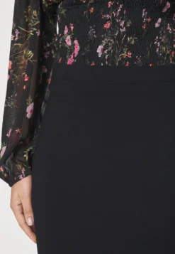 2 Pack - Pencil Skirt - Black/Khaki -Even-Odd Store 3d2cd3b1ae2f425da8f14c63f3999060 scaled