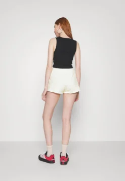 Even&Odd 2 Pack - Shorts - Off White/Orange 9 Even&Odd 2 Pack - Shorts - Off White/Orange -Even-Odd Store 3f4f0a27c675411bb1573f1779a02912 scaled