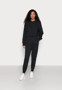 Set - Tracksuit - Black