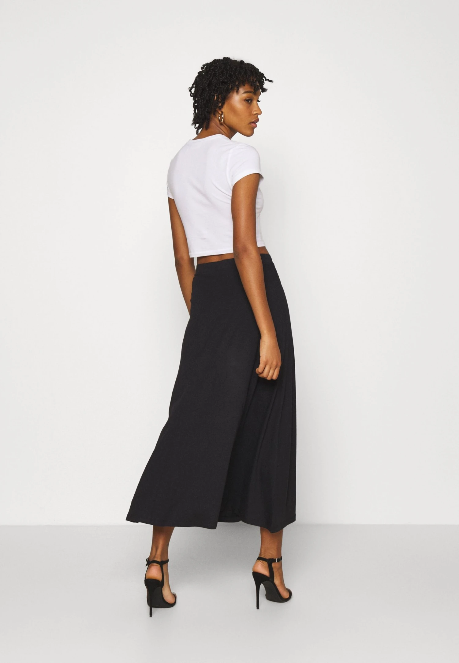 Even&Odd Basic Maxi Skirt - A-Line Skirt - Black 3 Even&Odd Basic Maxi Skirt - A-Line Skirt - Black - Image 3