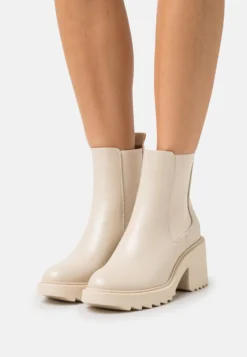 Classic Ankle Boots - Beige