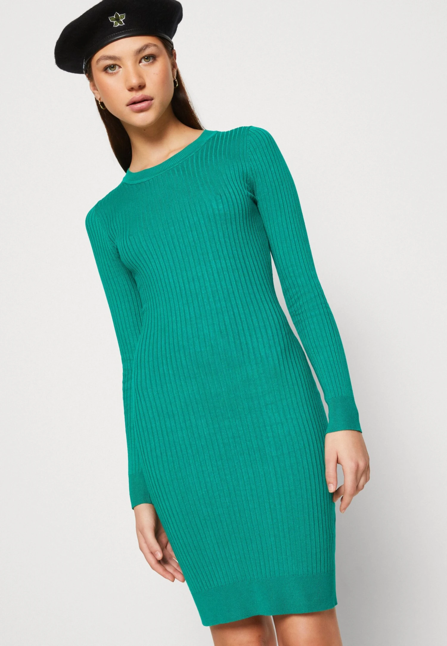 Even&Odd Crew Ausschnitt Ripp Basic Bodycon Mini Strickkleid - Shift Dress - Green 4 Even&Odd Crew Ausschnitt Ripp Basic Bodycon Mini Strickkleid - Shift Dress - Green - Image 4