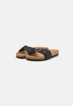 Even&Odd Mules - Black -Even-Odd Store 4f54a9e439b64c64939ca595f53bbba4 scaled