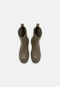 Even&Odd Platform Ankle Boots - Khaki 11 Even&Odd Platform Ankle Boots - Khaki -Even-Odd Store 515e25bd93814c30b4ab61ad4dc2be23 scaled