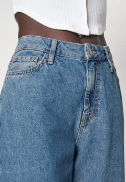 Relaxed Fit Jeans - Light Blue Denim -Even-Odd Store 53f6dbdac3db425eae266a902bd2bf49 scaled