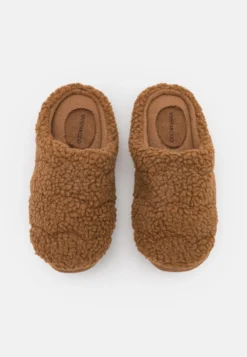 Even&Odd Slippers - Slippers -Even-Odd Store 5a32e6546efc4d5a87d711a918370772 scaled