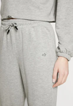 Tracksuit Bottoms - Grey -Even-Odd Store 610b87761b774c4d92ebc2b344a1ae35 scaled