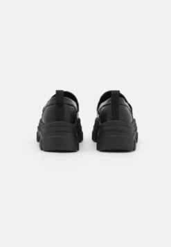 Even&Odd Slip-Ons - Black -Even-Odd Store 67d33ea7cbae431397dbee0aaa6638d4 scaled