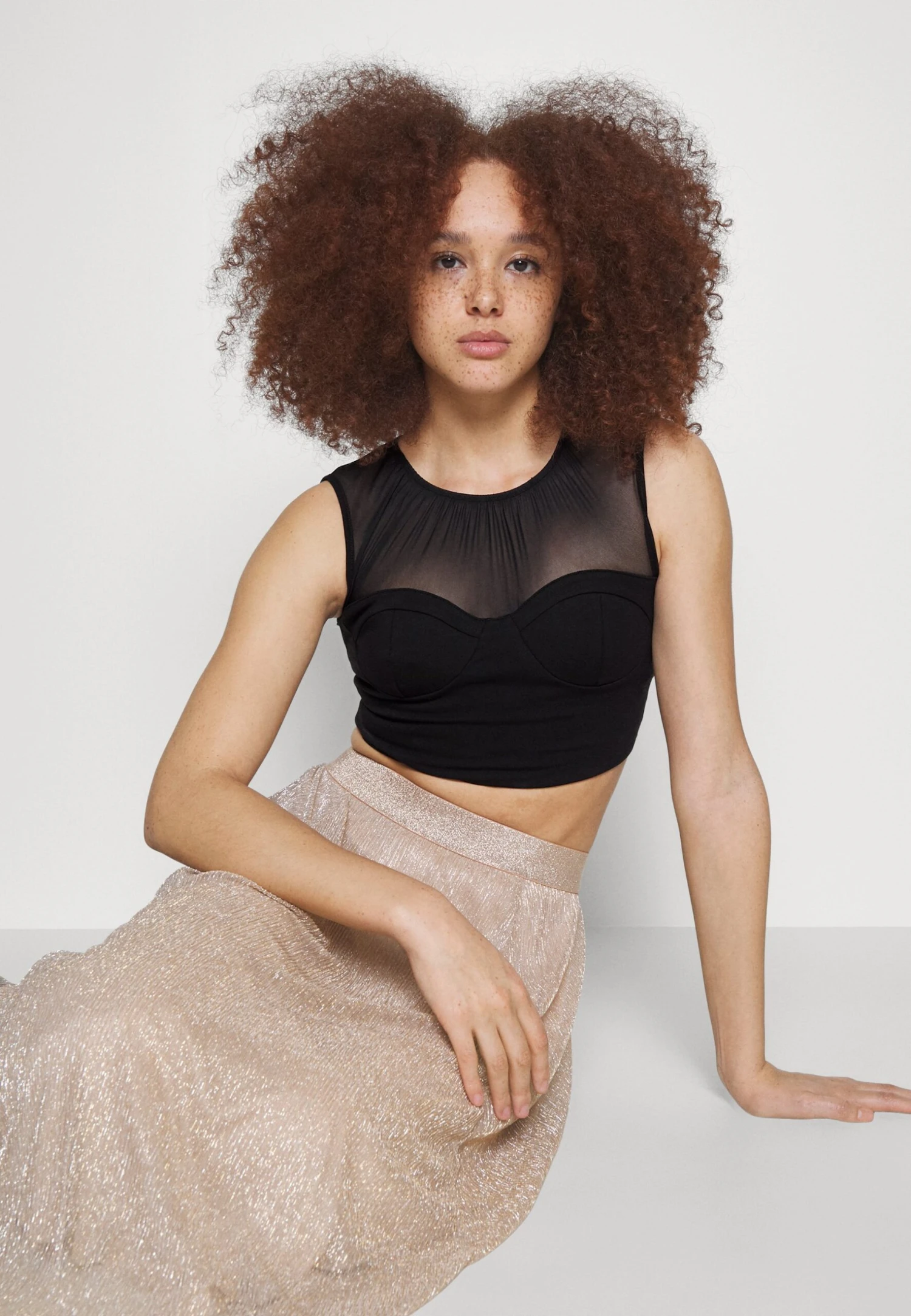 Even&Odd Top - Black 4 Even&Odd Top - Black - Image 4