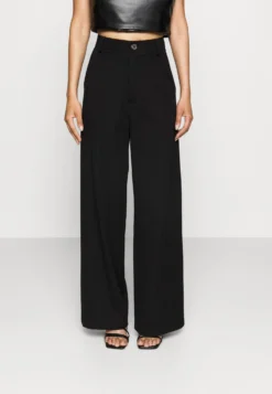 Petite Tailored Wide Leg Trouser - Trousers - Black