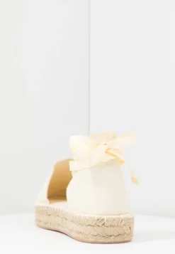 Even&Odd Espadrilles - Offwhite 12 Even&Odd Espadrilles - Offwhite -Even-Odd Store 7a1d88e5659a463ba49e7f2d3da38838 scaled