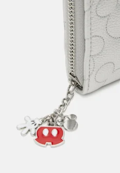Even&Odd Disney Mickey Mouse - Wallet - Silver -Even-Odd Store 7bd1fbcd8daa4a3baa1693d2c9e69185 scaled