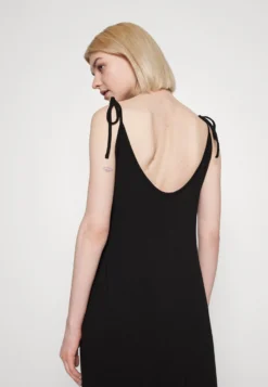 Even&Odd Maxi Dress - Maxi Dress -Even-Odd Store 807c740afdb44e6cbf3633dfd010fc72 scaled