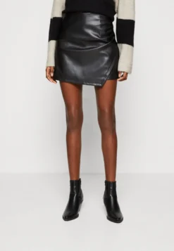 Even&Odd Shorts - Black