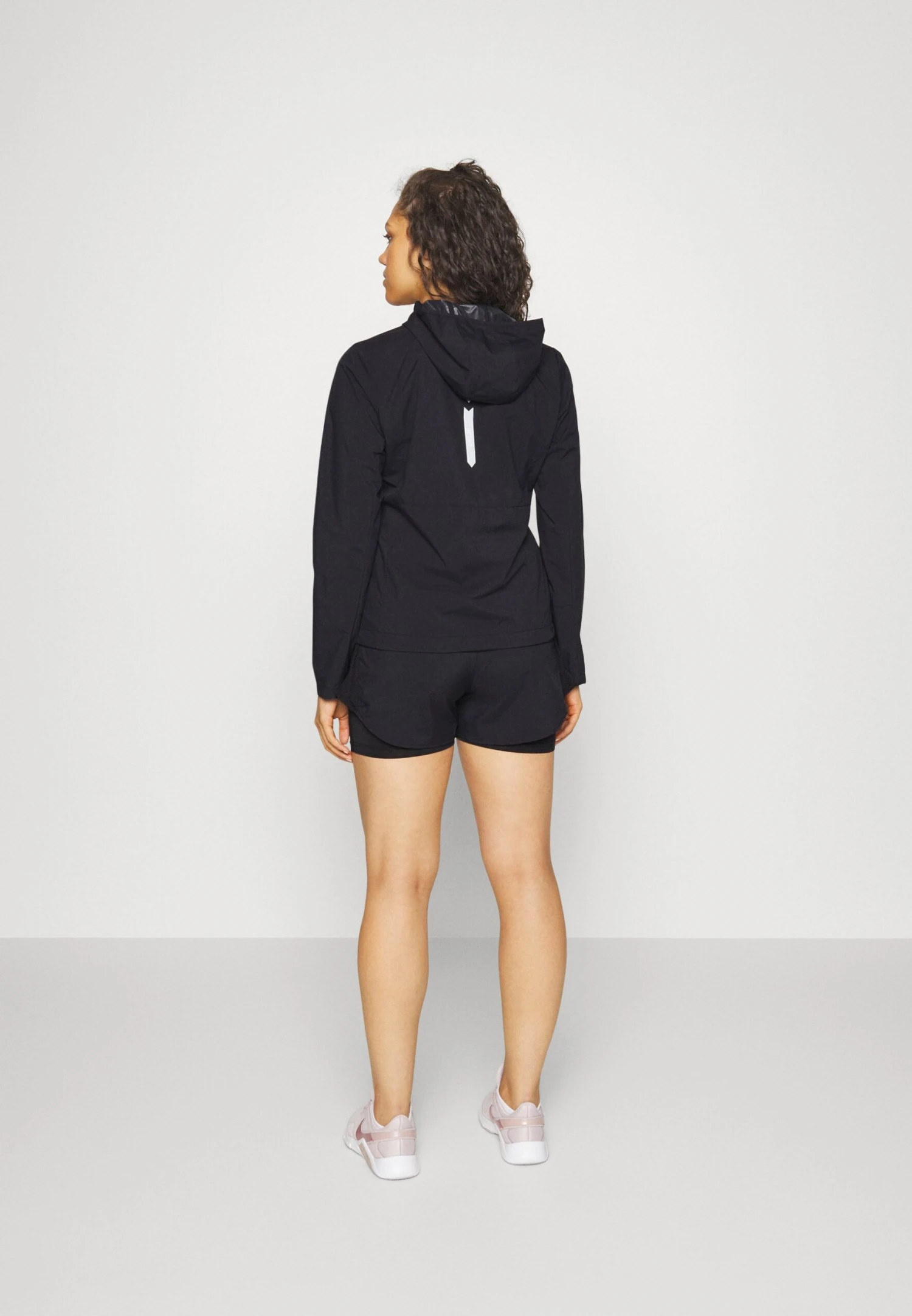 Running Jacket - Black 3 Running Jacket - Black - Image 3