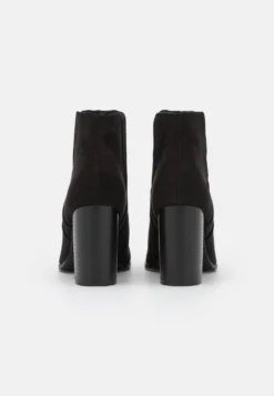 High Heeled Ankle Boots - Black -Even-Odd Store 8cfcb52d0e30498889b6deb3bd76e2d0 scaled