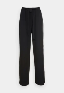 Even&Odd Belt Detail Wide Leg Pants - Trousers 8 Even&Odd Belt Detail Wide Leg Pants - Trousers -Even-Odd Store 8db4dc9593744c85bd2078434f652a50 scaled