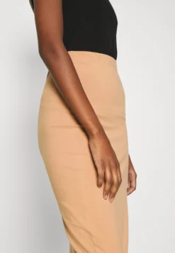 Even&Odd 2 Pack - Pencil Skirt - Black/Camel 11 Even&Odd 2 Pack - Pencil Skirt - Black/Camel -Even-Odd Store 8f37ed70ec5f4c7b812770004e49fb93 scaled