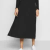 Even&Odd A-Line Skirt - Black