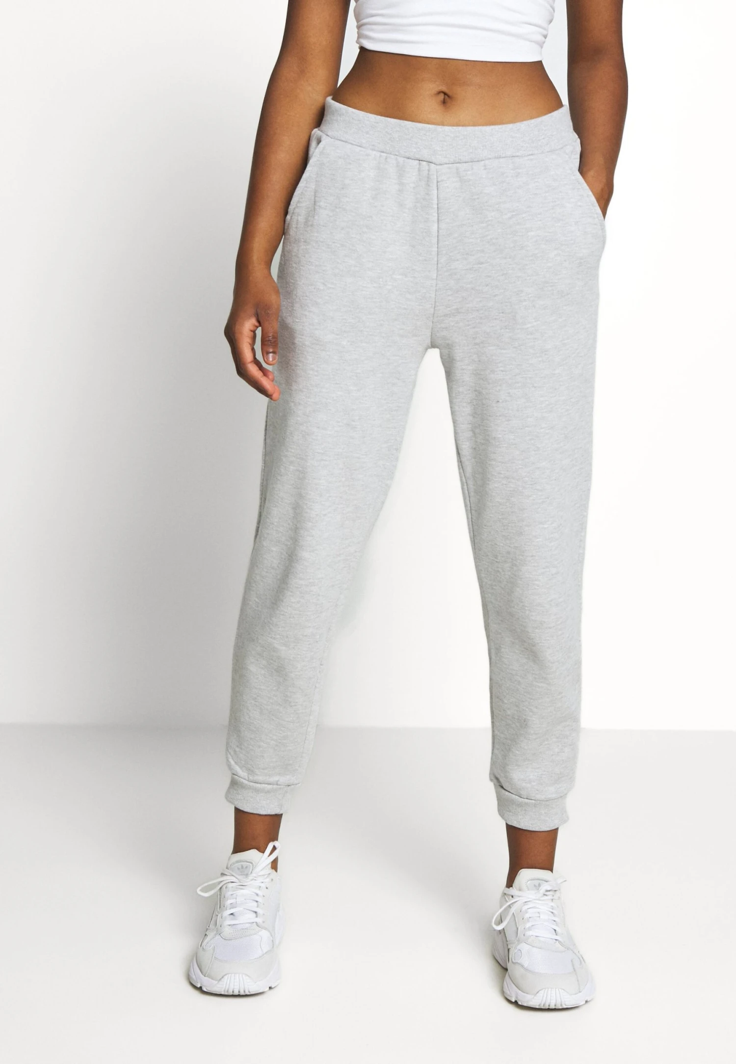 2Pack Regular Fit Joggers - Tracksuit Bottoms - Black/Light Grey 5 2Pack Regular Fit Joggers - Tracksuit Bottoms - Black/Light Grey - Image 5