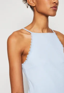 Even&Odd Top - Light Blue 11 Even&Odd Top - Light Blue -Even-Odd Store 95cfc3b37a0047d8ae029cef2d8897e5 scaled