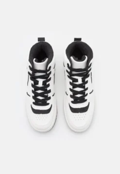 Even&Odd High-Top Trainers - White/Black 11 Even&Odd High-Top Trainers - White/Black -Even-Odd Store 95e4c434f634498385c3afc7c8f4e0d6 scaled