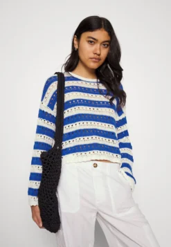 Even&Odd Jumper - White/Blue -Even-Odd Store 9948bd4253f44fcab5118191ce0854f9 scaled