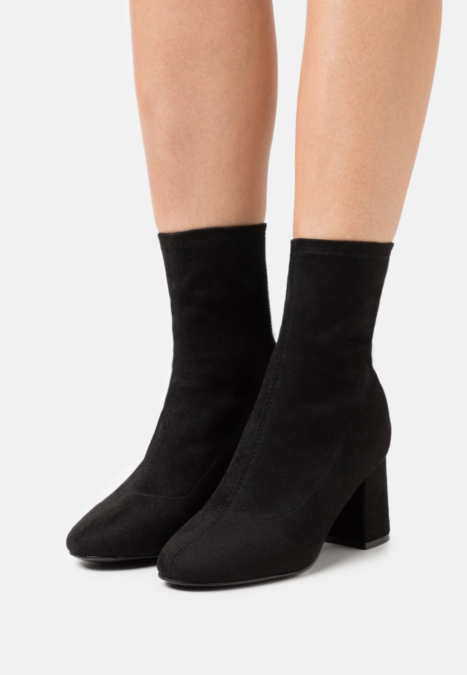 Even&Odd Classic Ankle Boots - Black 1 Even&Odd Classic Ankle Boots - Black