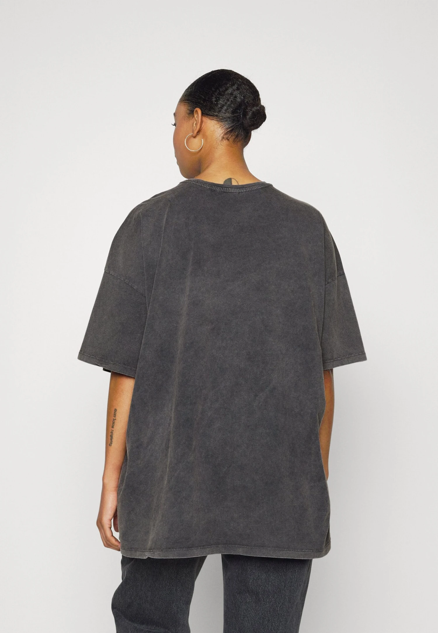 Liz Beverly Hills / 802 - Black - Print T-Shirt - 802 - Black 3 Liz Beverly Hills / 802 - Black - Print T-Shirt - 802 - Black - Image 3