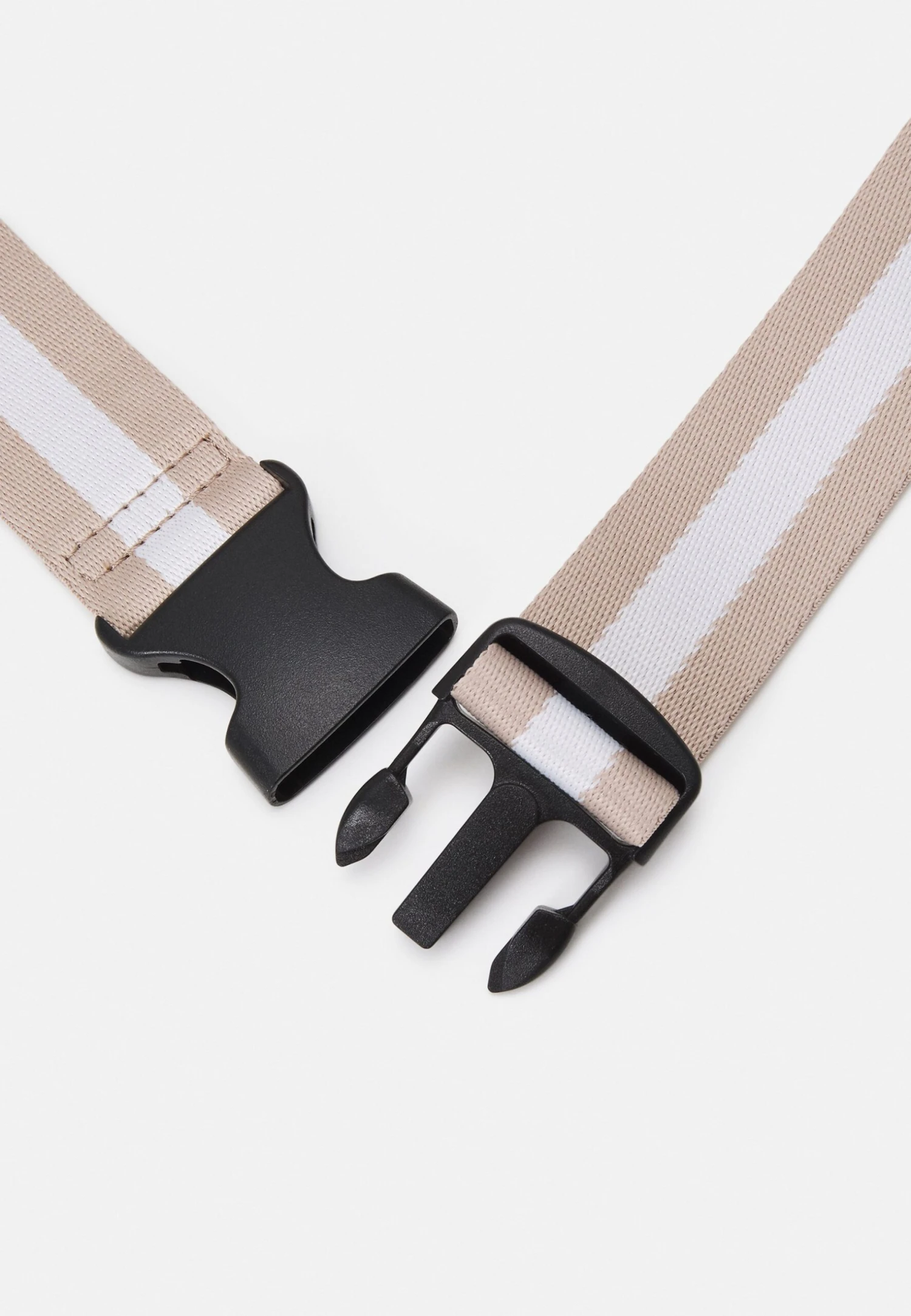 Even&Odd Bum Bag - Beige 4 Even&Odd Bum Bag - Beige - Image 4