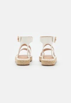 Platform Sandals - White -Even-Odd Store a95f9a4e1f624ad6a52b6e5f58d2044d scaled