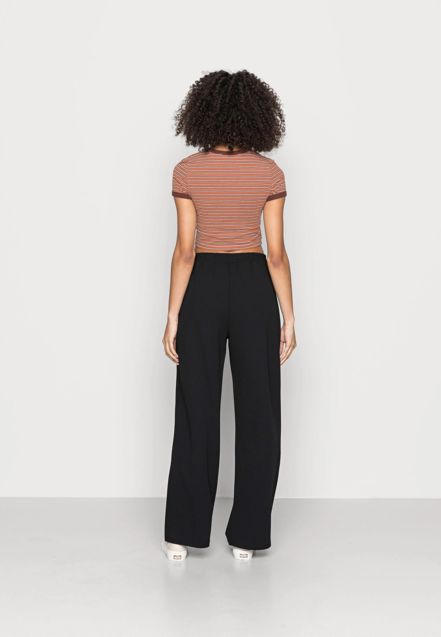 Even&Odd Belt Detail Wide Leg Pants - Trousers 3 Even&Odd Belt Detail Wide Leg Pants - Trousers - Image 3