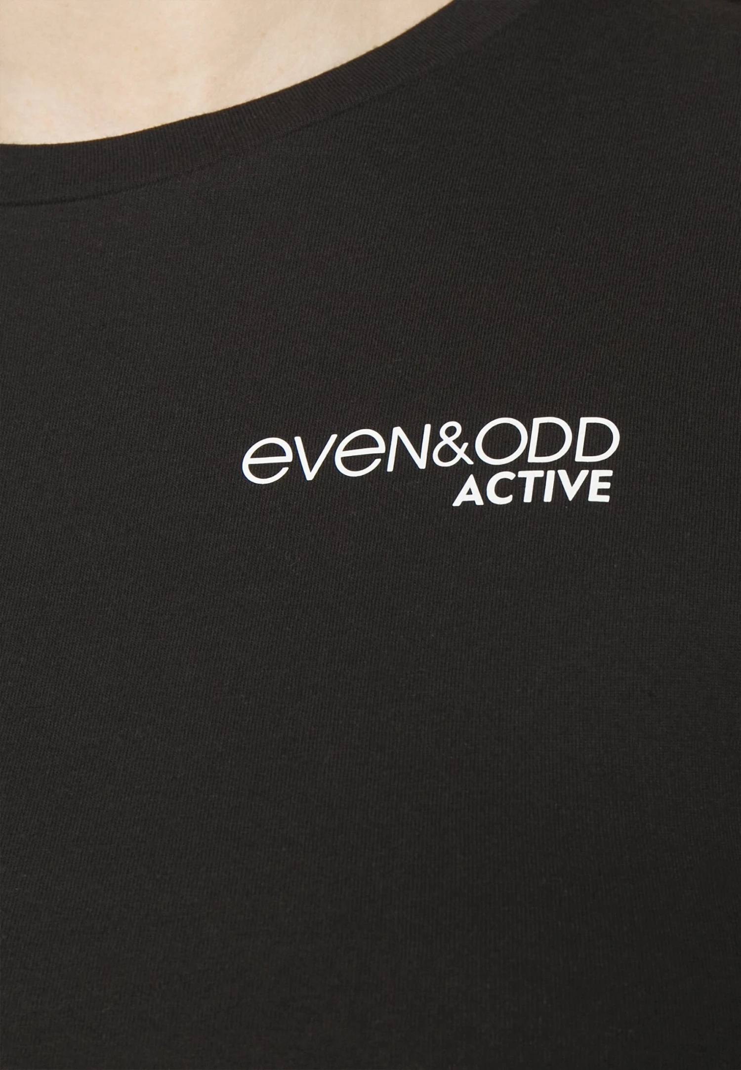 Basic T-Shirt - Black 5 Basic T-Shirt - Black - Image 5