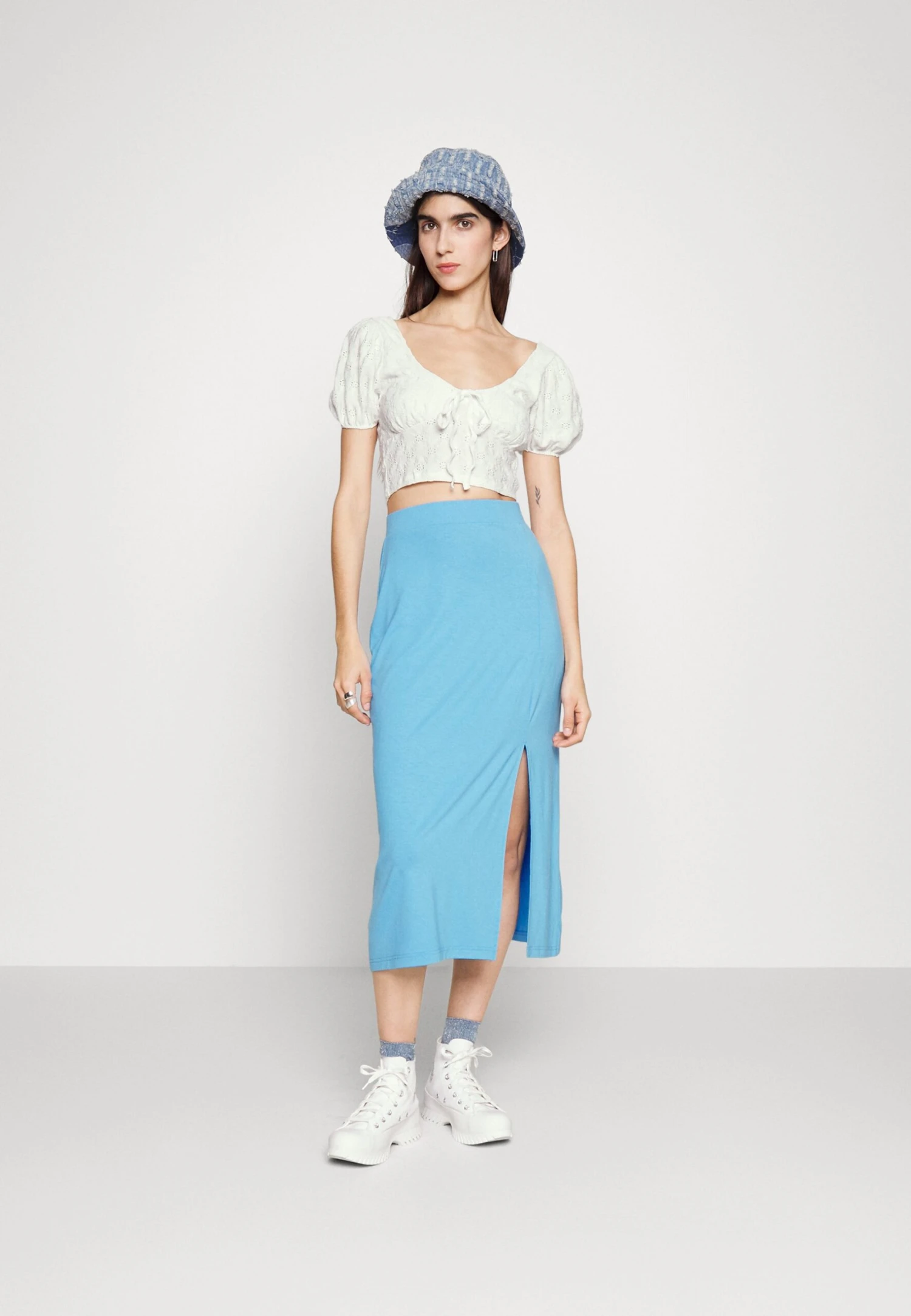 Even&Odd Romantic - Basic T-Shirt 2 Even&Odd Romantic - Basic T-Shirt - Image 2