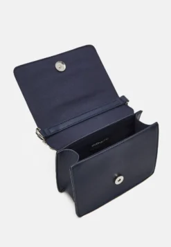 Even&Odd Across Body Bag - Blue 8 Even&Odd Across Body Bag - Blue -Even-Odd Store baa5d2ddc4e5471c98fd52c53a1675b9 scaled